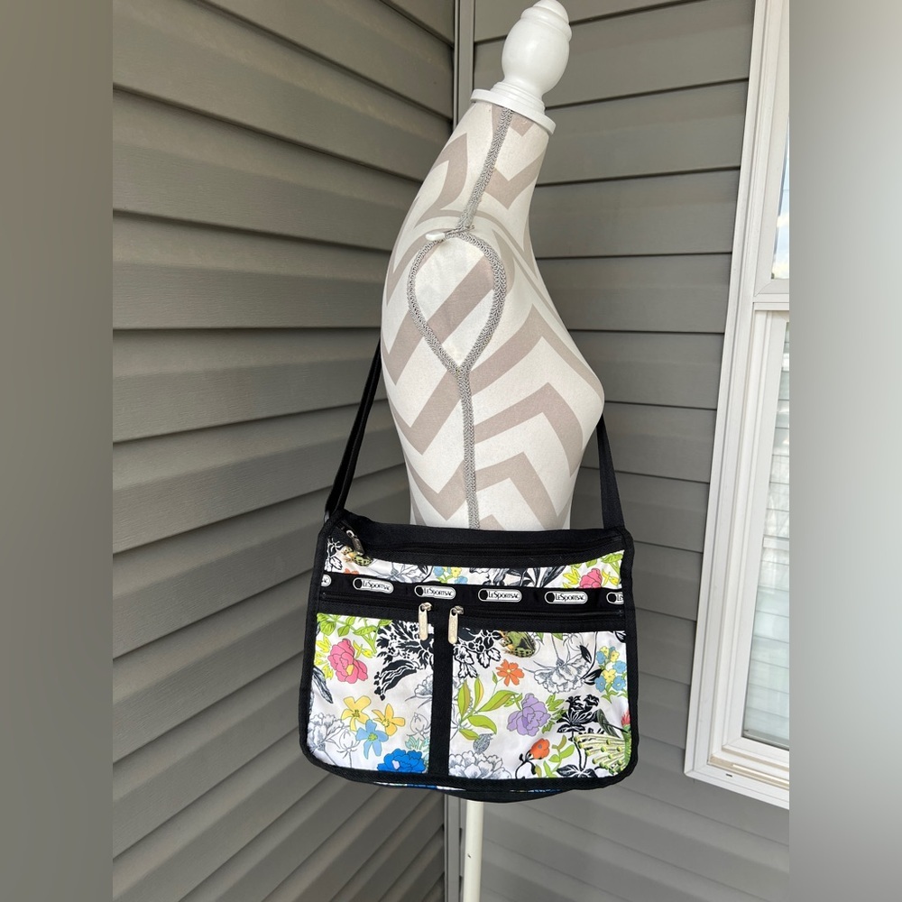 LeSportsac Humming Bird Deluxe Everyday Crossbody Bag